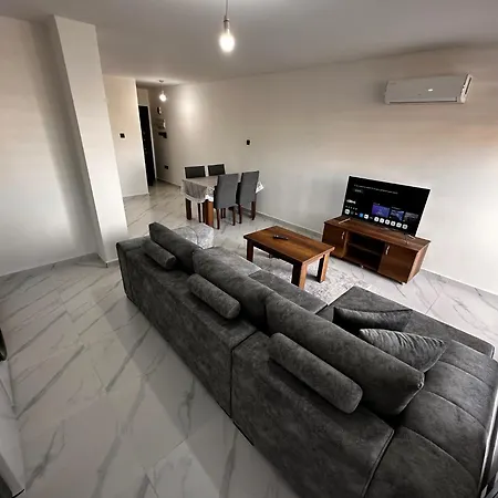Kyrenia Center, 1room Bluepalm Site With Pool Apartman Paphos